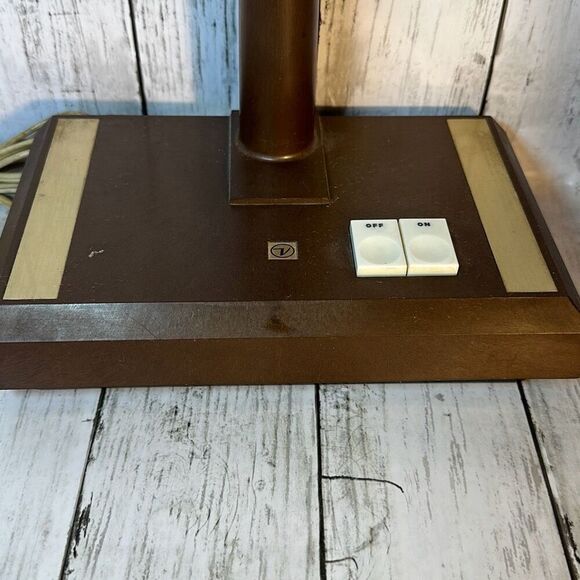 Vintage Vornado Adjustable Fluorescent Desk Workshop Lamp Light Works Model 100 - Picture 3 of 9